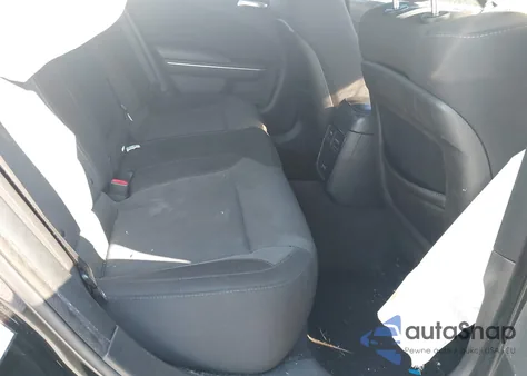 2017 Dodge Charger Sxt Rwd z USA, uszkodzony, nr VIN 2C3CDXHG5HH556439